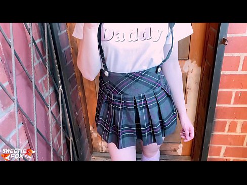 ❤️ Msichana wa shule Ananyonya Dick yake kwa kina na kutombana badala ya madarasa. Pononi kuu kwa sw.porn-milf-300.ru